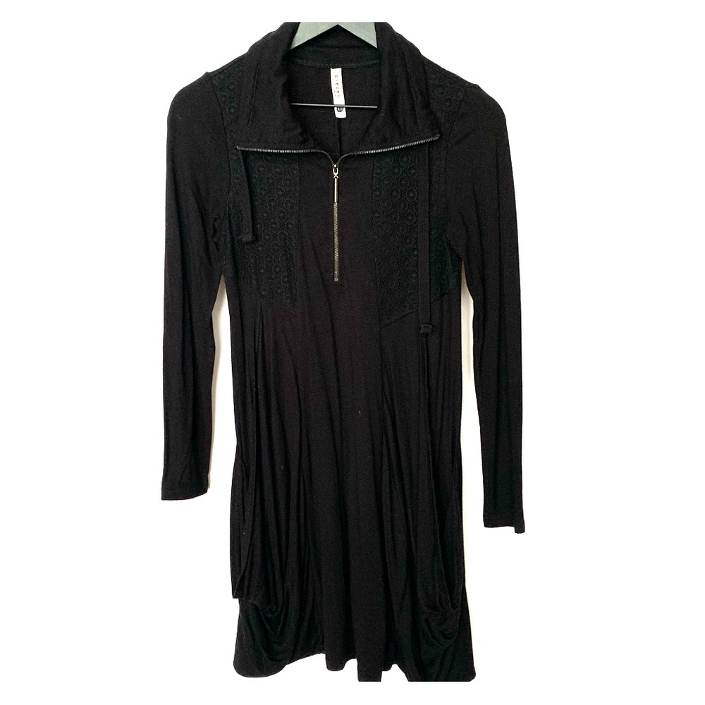 LIKE NEW KENSIE Women’s dress size X-Small